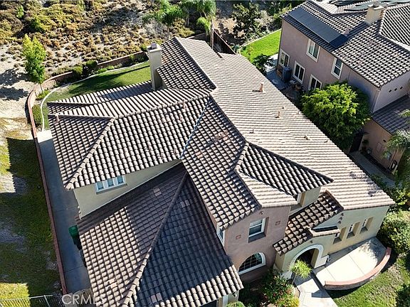 3rd image of 16861 Ridge Cliff Dr