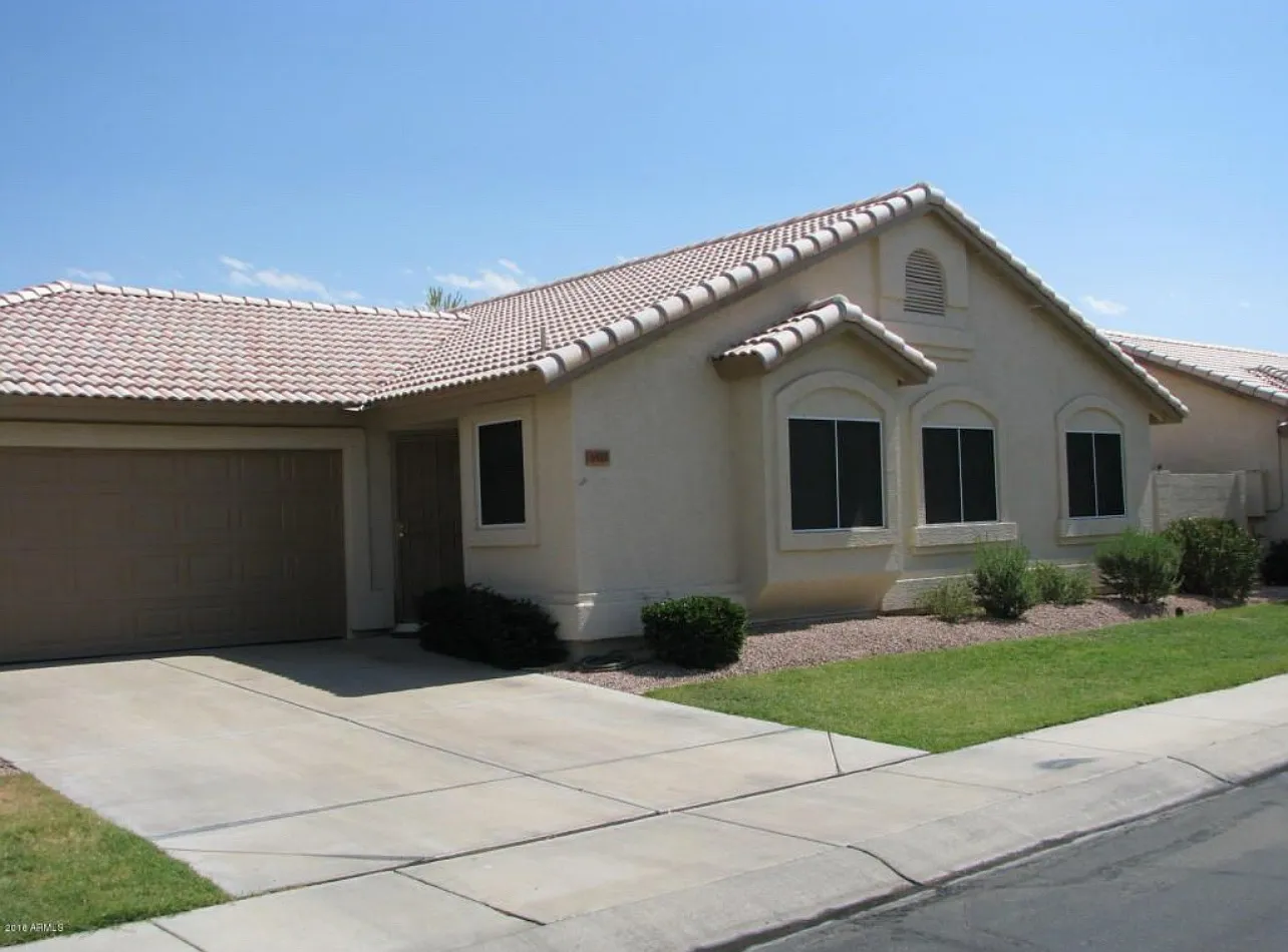 8914 W Port Au Prince Ln — Photo 1