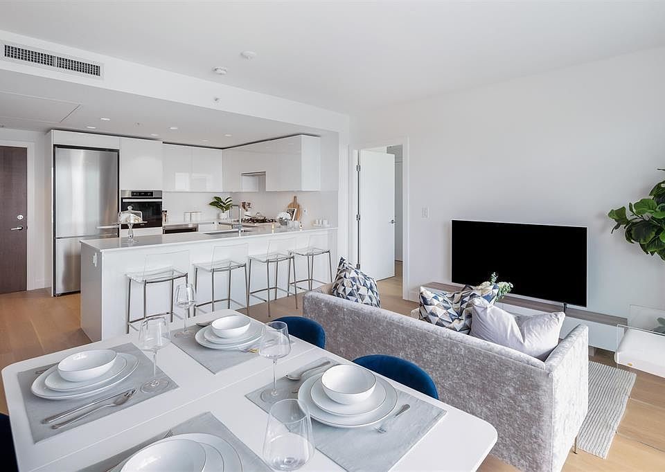 1st image of 5788 Gilbert Rd #605