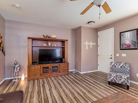 5th image of 3220 E Cowboy Cove Trl