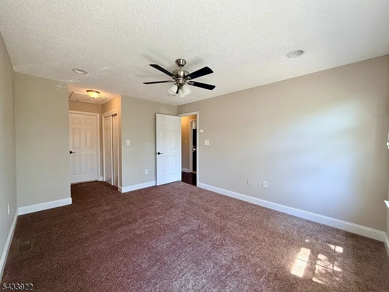 196 Sapphire Ln — Photo 15