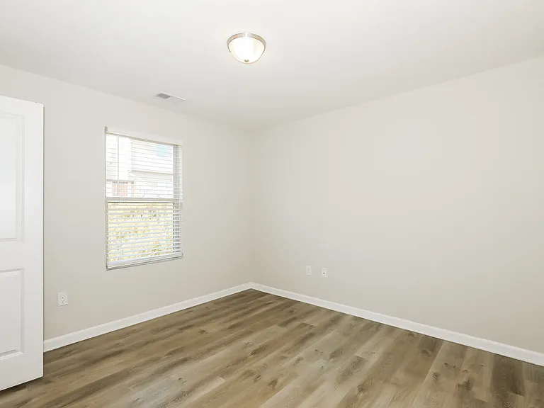 516 Overo Dr — Photo 15