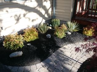 20 Benedict Dr, Rochester, NY 14624