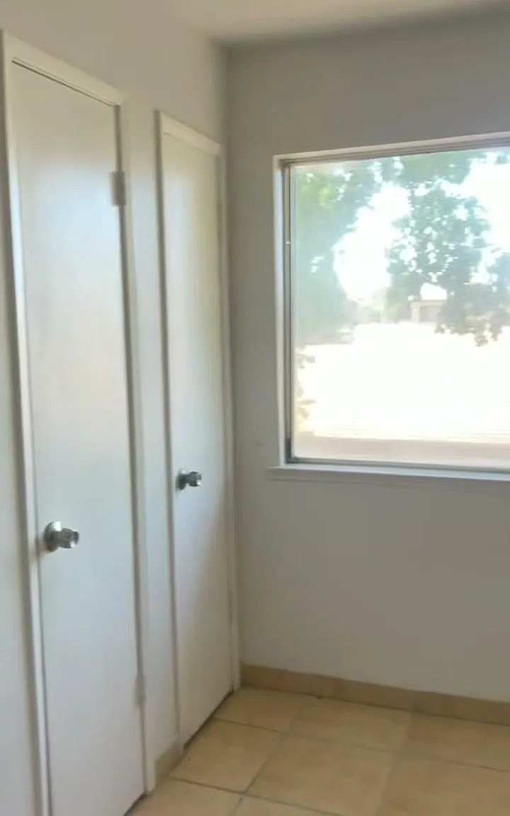 2 bed, 950 sqft, $1,550 — Photo 1