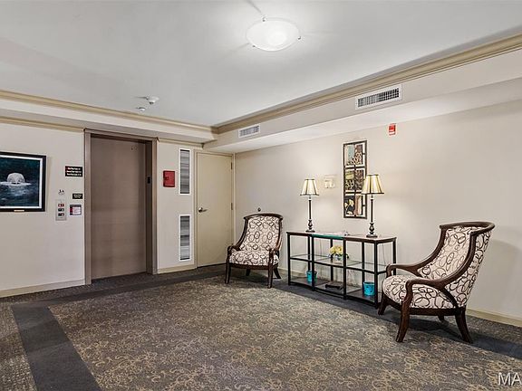 4th image of 1512 Bedford Forge Ct APT 12
