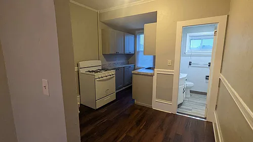 137 McGowan St Photo 1