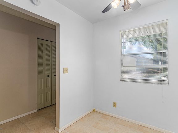 4th image of 874 Dow Ln Unit 874
