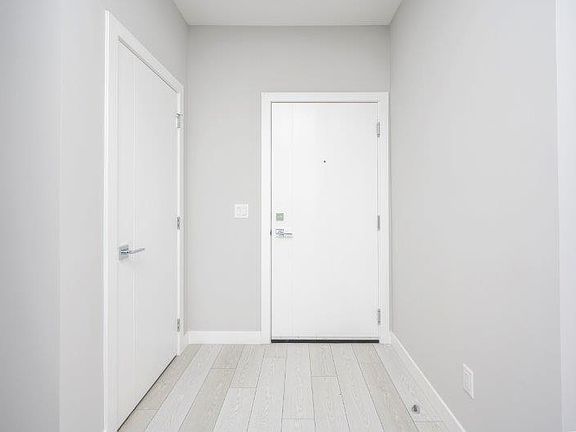 3rd image of 6 Merganser Dr W #4104