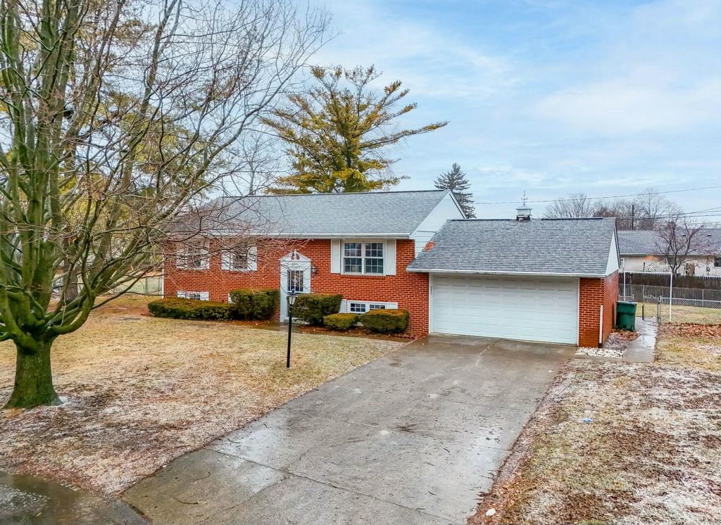 Real estate listing image