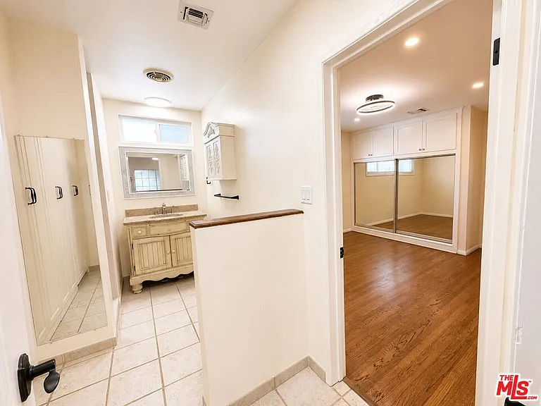 2859 N Brighton St — Photo 5