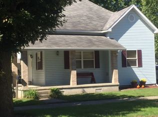 744 N Main St, Tipton, IN 46072
