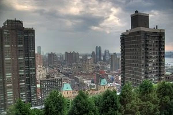 Rented by Douglas Elliman | media 20