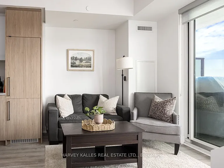 2369 Danforth Ave #710 — Photo 12