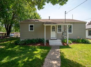 12799 Valley Dr, Wayland, MI 49348