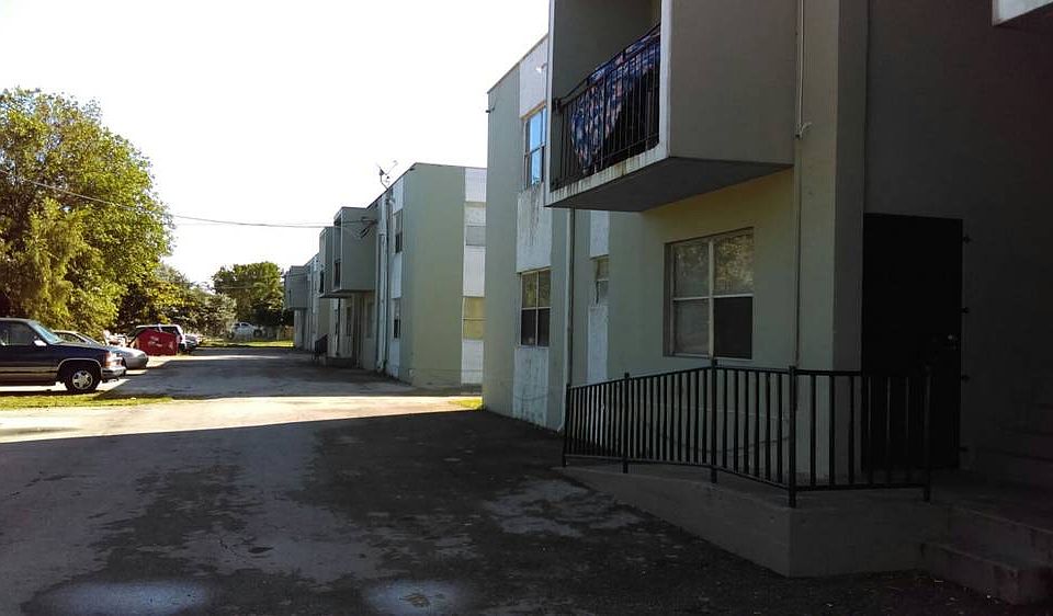 1st image of 2301 Atlantic Ave APT 2