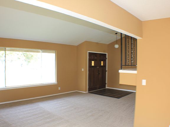 5th image of 2624 Stanfield Dr