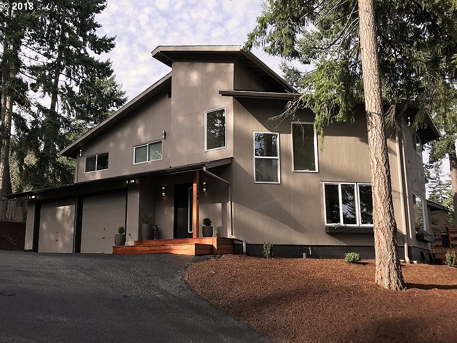 1st image of 2466 Panorama Dr