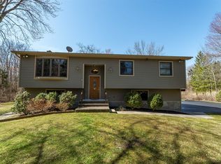 174 Shenandoah Rd, Hopewell Junction, NY 12533