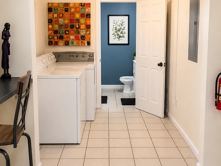 119 Ozone St SW — Photo 3