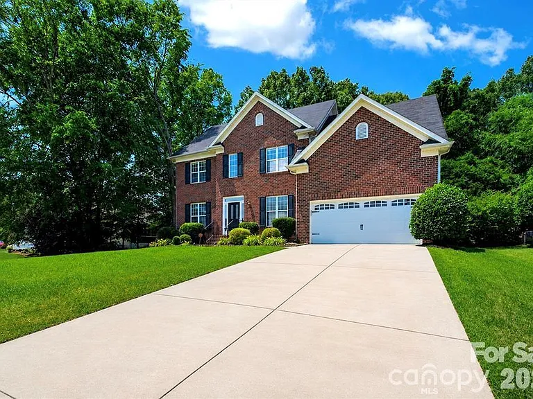 11005 Chilcomb Ct — Photo 27