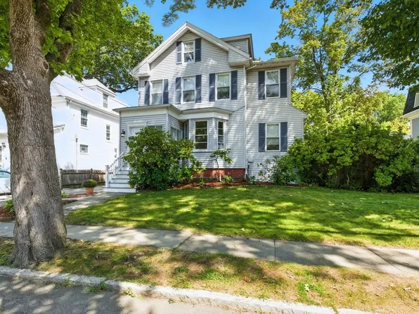 254 Park St, West Roxbury, MA 02132