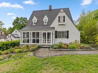 10 Crest Dr, Briarcliff Manor, NY 10510