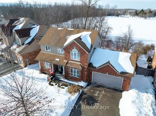 19 Chamberlain Cres, Collingwood, ON L9Y0E3