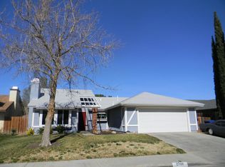 2709 W Avenue L2, Lancaster, CA 93536