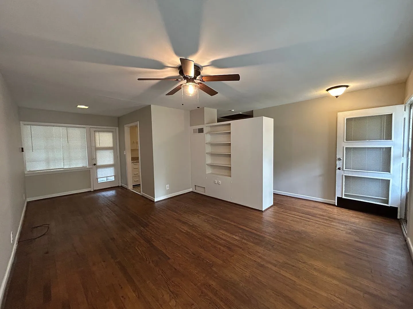 1205 Christine Avenue, Apartment B — Photo 3