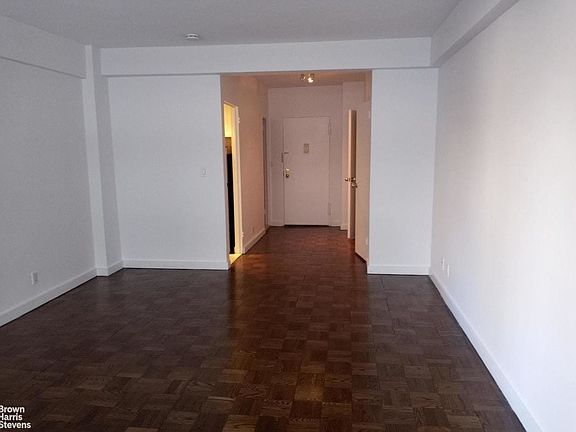2nd image of 210 E 58th St APT 10D