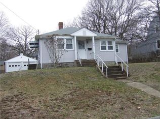 134 Hynes Ave, Groton, CT 06340