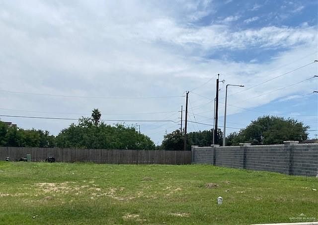 2nd image of 2825 Kilgore Ave