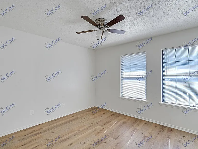 210 Rolston Rd #1 — Photo 11