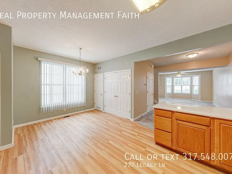 227 Legacy Ln — Photo 12