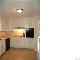 3rd image of 4606 Pinedale Dr