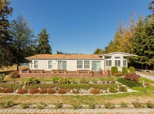868 Easy St, Camano Island, WA 98282