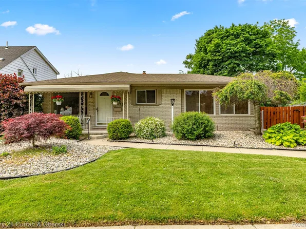 17215 Hanover Ave, Allen Park, MI 48101