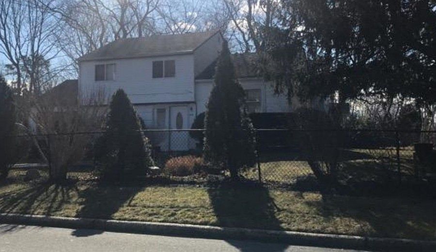 1st image of 278 Brookhaven Ave