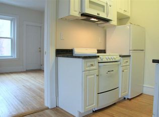 891 Massachusetts Ave APT 11, Cambridge, MA 02139