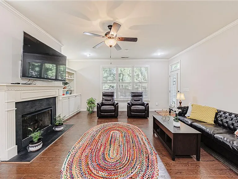 8445 Village School Dr — Photo 2
