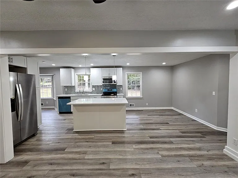 999 Braselton Hwy — Photo 4