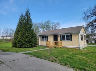 455 S Redman Ave, Marshall, MO 65340