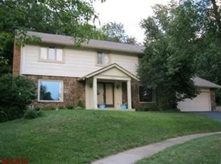 12038 Bridal Shire Ct, Saint Louis, MO 63146