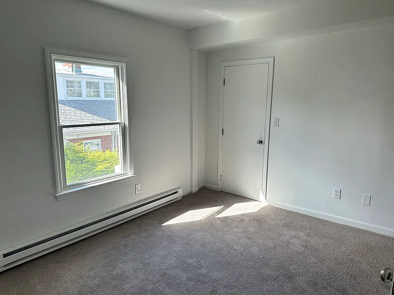 257 Main St #B — Photo 9