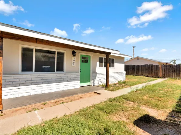 421 E 11th St, Hanford, CA 93230