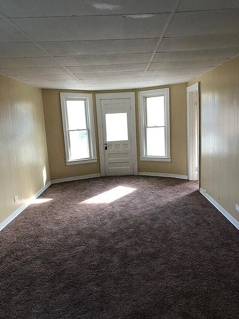 72 Woodside Ave — Photo 3