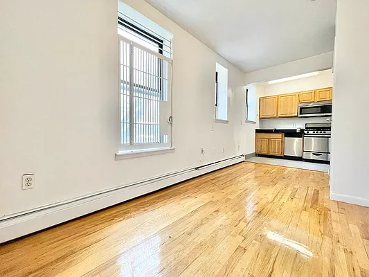 Rented by City Connections Realty | media 13