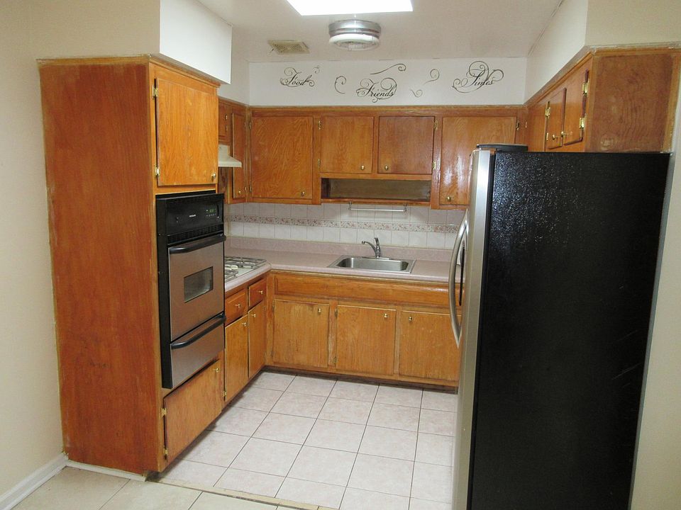 1st image of 3643 Bronxwood Ave Floor 2