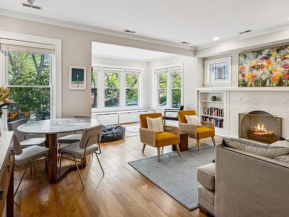 3rd image of 1449 W Summerdale Ave APT 1
