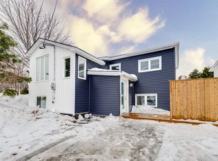 32 Anchorage Rd, Conception Bay South, NL A1W4V8